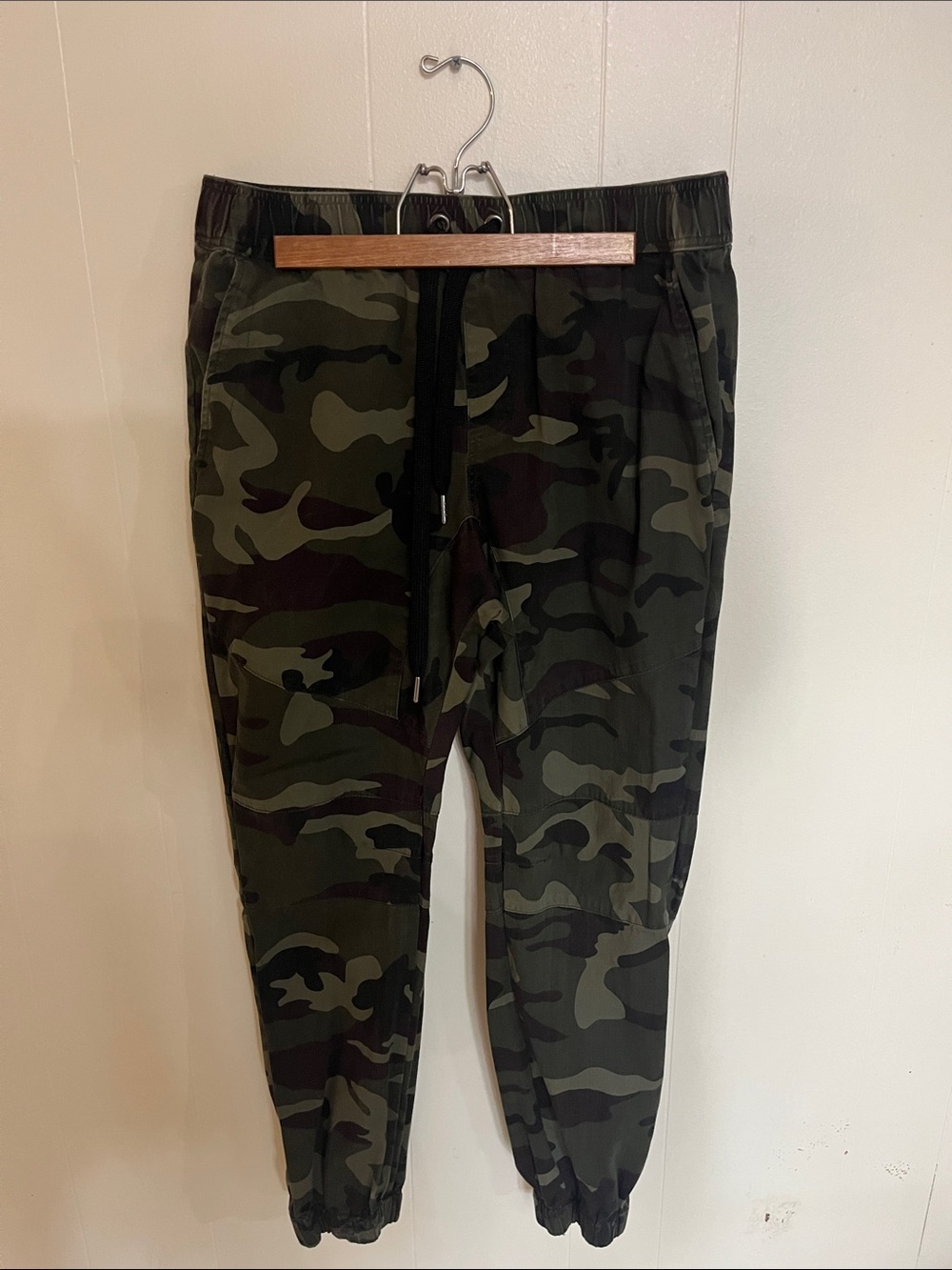 Men's Green Camo Jogger Pants with Drawstring Waist